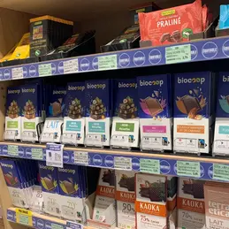 672-biocoop-la-brillanne-magasin-bio-alimentation-chocolat-commerce-equitable.webp