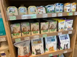 672-biocoop-la-brillanne-magasin-bio-alimentation-produit-animaux-nourriture-soin.webp